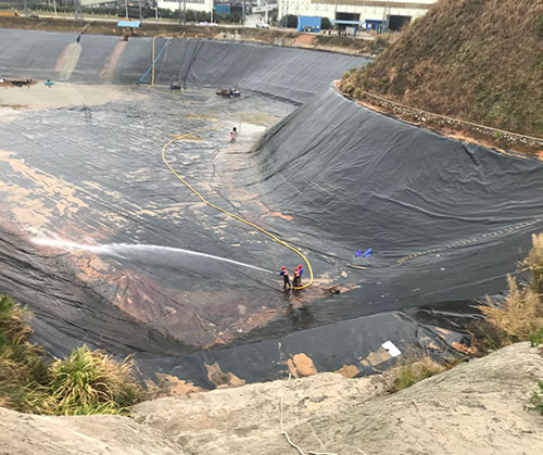 鲤城废水池清理